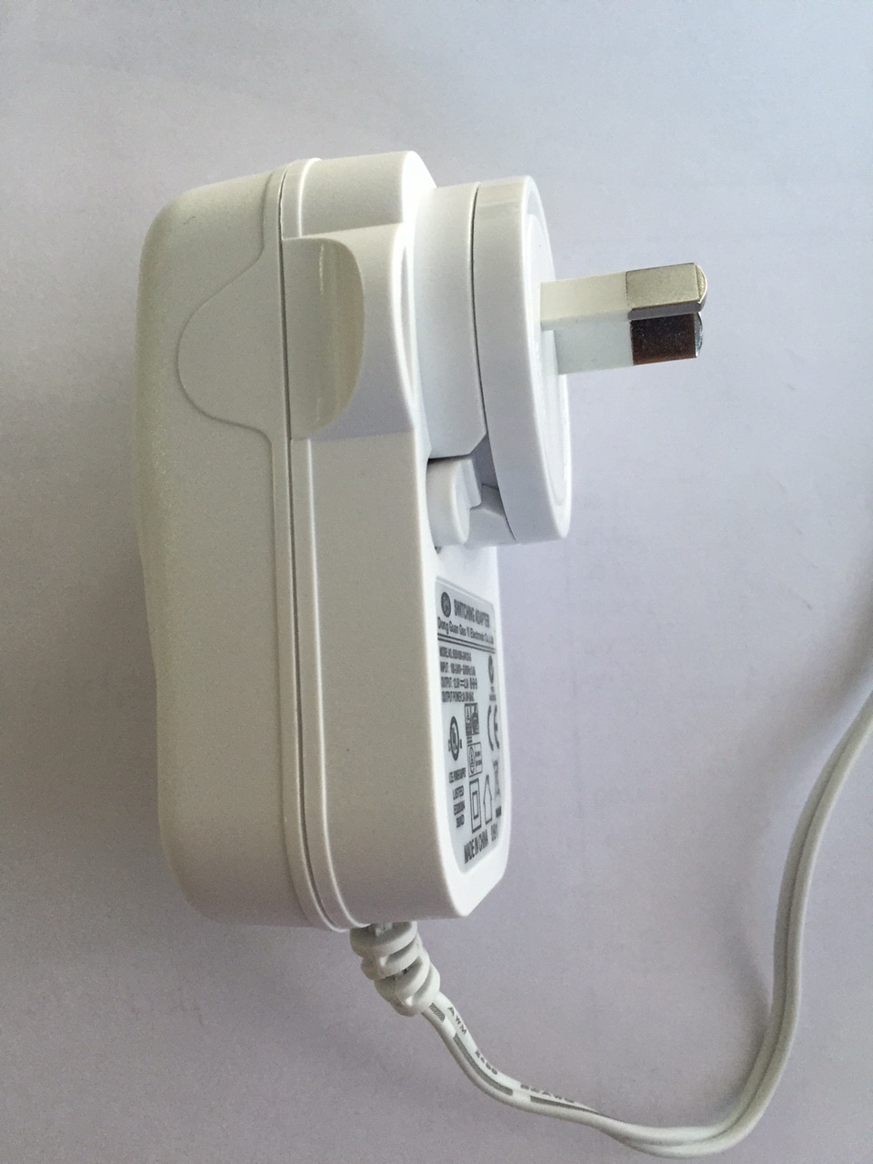 AC WALL CHARGER FOR NIMH BATTERIES - 9018620 - 1 - Somfy